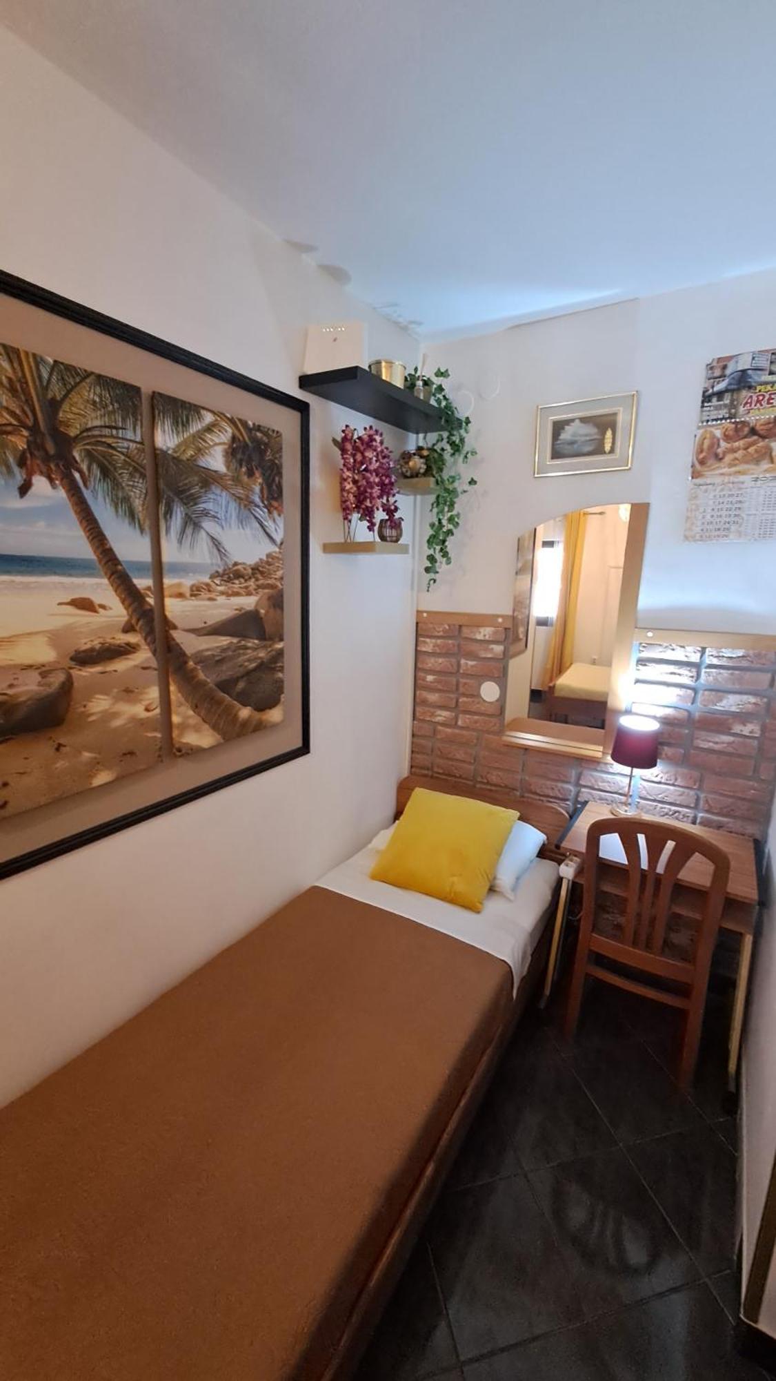 Red Gold Apartment Pula Zewnętrze zdjęcie